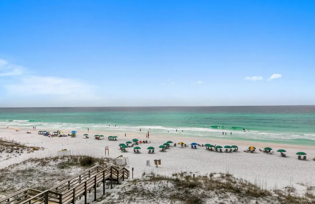 Mainsail 131 - Beachfront 2Br With Free Seasonal Beach Service-1